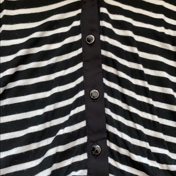 Striped Peplum Top - Picture 3 of 5